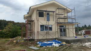 Application d'enduit décoratif siliconé pour la construction de la maison à Saftica thumbnail