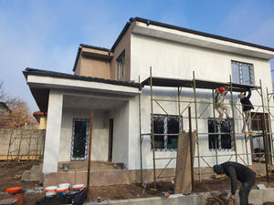 Application d'enduit décoratif structuré pour la construction de la maison thumbnail