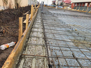 Renforcement de la dalle de fondation de la construction de la halle métallique de 480 mètres carrés thumbnail