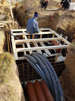 Construction d'une chambre technique souterraine pour la distribution du collecteur d'eau thumbnail