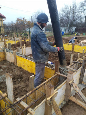 Maison en métal à Snagov de 162 mètres carrés, coffrage, renforcement et coulée des poutres de fondation thumbnail
