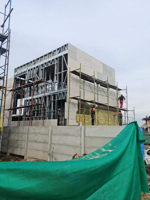 Maison en structure métallique à Otopeni, revêtement extérieur en fibrociment thumbnail