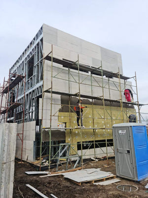 Maison en structure métallique à Otopeni, revêtement extérieur en fibrociment thumbnail