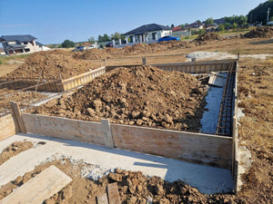 Coffrage, armature et coulage de poutres de fondation pour une maison dans le département d'Ilfov thumbnail