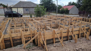 Coffrage, armature et coulée de la fondation pour le projet clé en main de la maison de 72 mètres carrés
 thumbnail