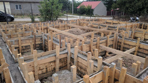 Coffrage, armature et coulée de la fondation pour le projet clé en main de la maison de 72 mètres carrés
 thumbnail