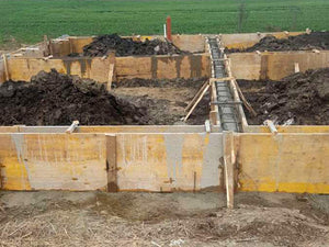 Coffrage, armature et coulée de la fondation pour le projet clé en main de la maison à Domnesti thumbnail