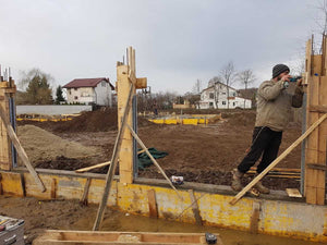 Coffrage du socle et des poteaux en béton et en bois GA04 thumbnail