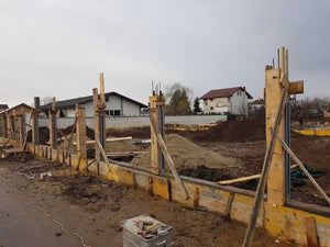 Coffrage du socle et des poteaux en béton et en bois GA04 thumbnail