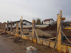 Coffrage du socle et des poteaux en béton et en bois GA04 thumbnail