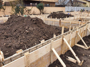 Compactage de la fondation pour la structure métallique de la halle de 480 mètres carrés thumbnail
