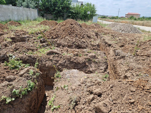 Construction de maison dans le département d'Ilfov, traçage et excavation de la fondation thumbnail