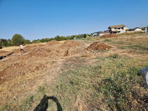Construction de maison dans le département d'Ilfov, traçage et excavation de la fondation thumbnail