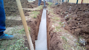 Construction d'une maison en métal de 162 mètres carrés à Snagov, coulée de la semelle de fondation thumbnail