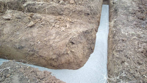 Construction d'une maison en métal de 162 mètres carrés à Snagov, coulée de la semelle de fondation thumbnail