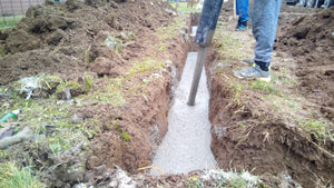 Construction d'une maison en métal de 162 mètres carrés à Snagov, coulée de la semelle de fondation thumbnail