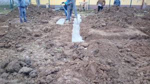 Construction d'une maison en métal de 162 mètres carrés à Snagov, coulée de la semelle de fondation thumbnail