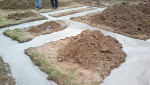 Construction d'une maison en métal de 162 mètres carrés à Snagov, coulée de la semelle de fondation thumbnail