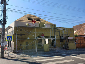 Construction d'une maison en métal de 191 mètres carrés, achèvement de l'isolation thermique des façades thumbnail