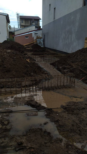 Construction d'une maison en métal avec extension à Bucarest de 157 mètres carrés thumbnail