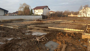 Construction de la fondation pour une maison sur structure métallique à Saftica thumbnail