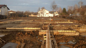Construction de la fondation pour une maison sur structure métallique à Saftica thumbnail