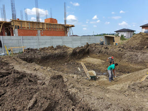 Construction d'une villa de 420 mètres carrés à Ilfov, excavation de la fondation et couche capillaire thumbnail