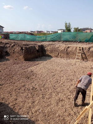 Construction d'une villa de 420 mètres carrés à Ilfov, excavation de la fondation et couche capillaire thumbnail