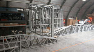 Découpe du projet de maison sur structure métallique et pré-assemblage en usine thumbnail