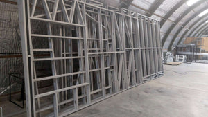 Découpe du projet de maison sur structure métallique et pré-assemblage en usine thumbnail