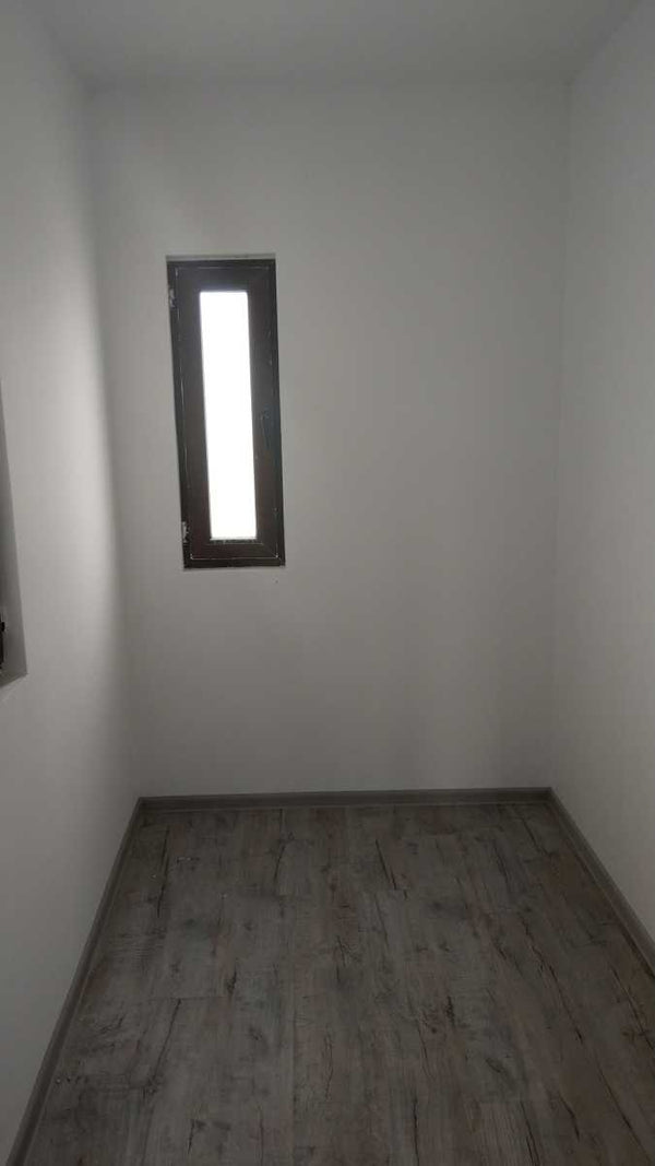 dressing ingust pentru dormitor matrimonial la cheie