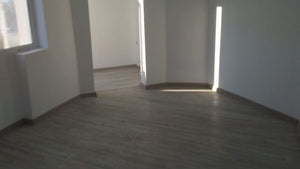 Finalisation de la rénovation d'un ancien appartement à Bucarest thumbnail