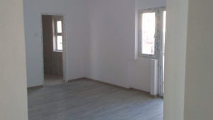 Finalisation de la rénovation d'un ancien appartement à Bucarest thumbnail