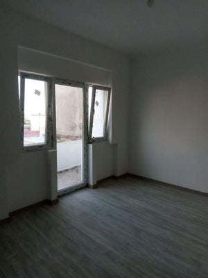 Finalisation de la rénovation d'un ancien appartement à Bucarest thumbnail