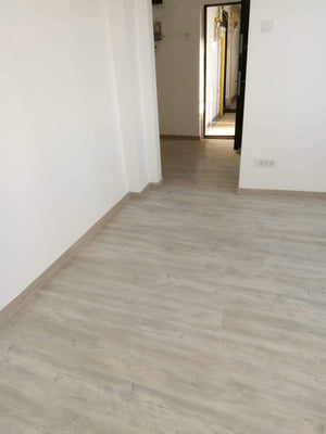 Finalisation de la rénovation d'un ancien appartement à Bucarest thumbnail