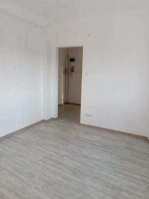 Finalisation de la rénovation d'un ancien appartement à Bucarest thumbnail