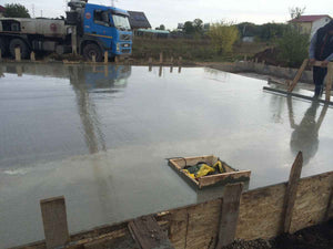 Construction de la fondation pour un projet de maison sur structure métallique de 294 mètres carrés thumbnail