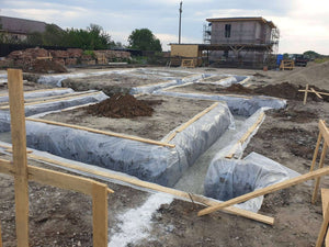 Fondation pour le projet de maison en briques de 386 mètres carrés à Bucarest thumbnail
