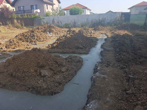 Excavation et coulage de béton pour la fondation du projet de 250 mètres carrés thumbnail