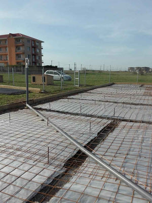 Excavation et coulage de béton pour la fondation du projet de 250 mètres carrés thumbnail