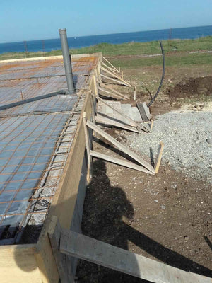 Excavation et coulage de béton pour la fondation du projet de 250 mètres carrés thumbnail