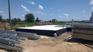 Imperméabilisation de la fondation et préparation pour le montage de la structure métallique thumbnail