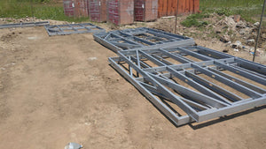 Imperméabilisation de la fondation et préparation pour le montage de la structure métallique thumbnail