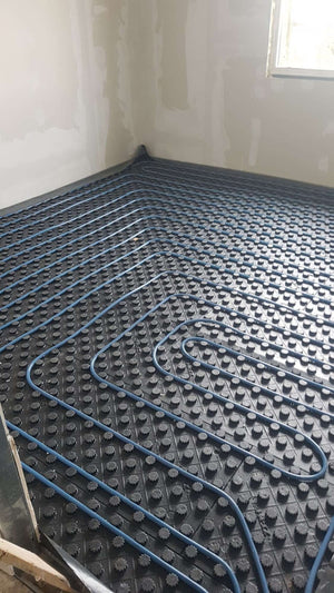 Chauffage par le sol pour le projet de maison de 155 mètres carrés thumbnail
