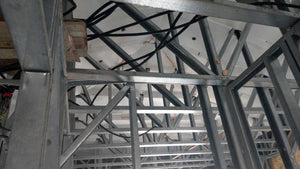 Isolation du toit pour une maison sur structure métallique thumbnail
