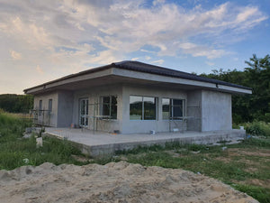 Application de mastic pour le projet de maison de 320 mètres carrés à Snagov thumbnail