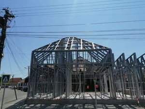 Montage d'une maison sur structure métallique de 191 mètres carrés à Sibiu thumbnail