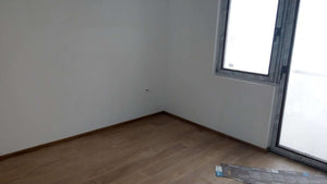 Montage de finitions, apprêt et réparations pour les murs et les plafonds du projet de maison à Domnesti thumbnail