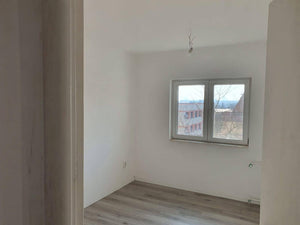 Montage de finitions pour un projet d'appartement de 120 mètres carrés utiles à Baneasa thumbnail
