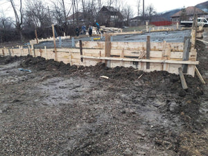 Montage de la grille pour couler la dalle du projet de pension agrotouristique thumbnail